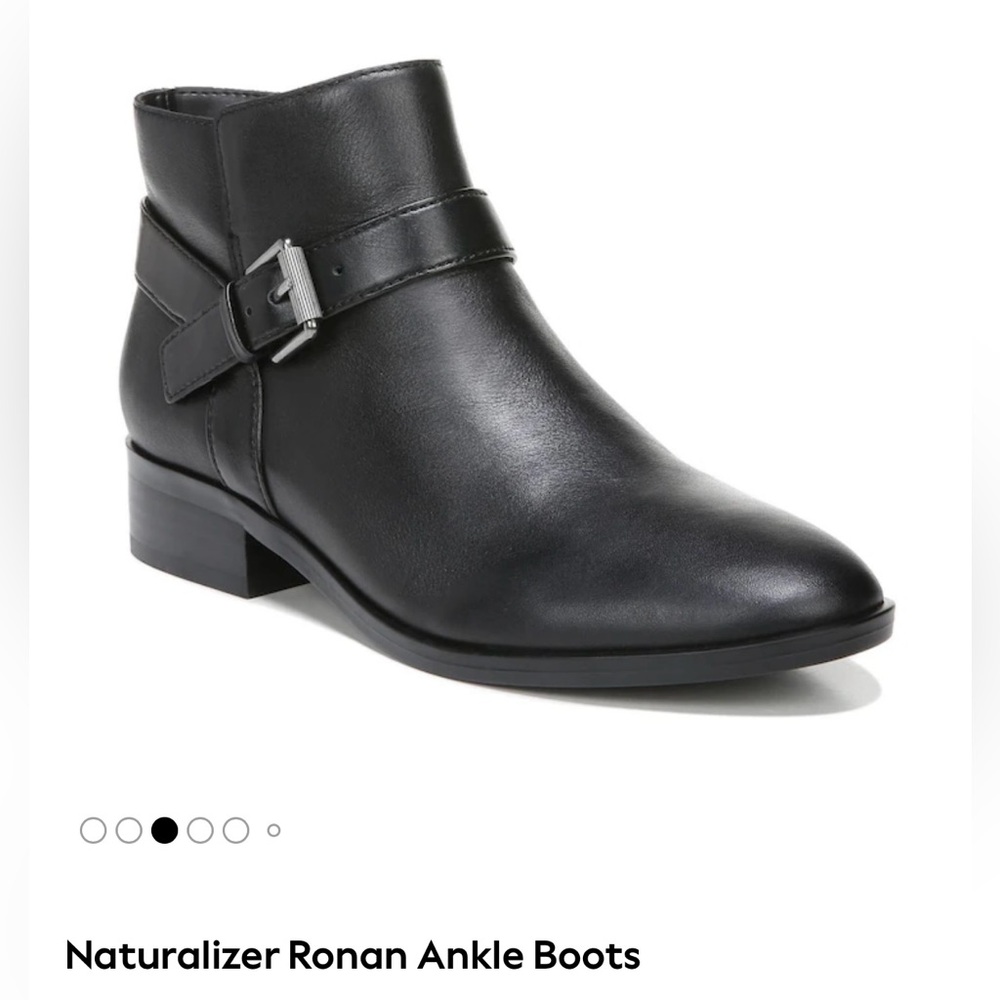 NWOT Naturalizer Black Leather Buckle Ankle Boots